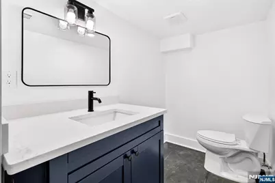 447 Queen Anne Road, Teaneck Township, NJ 07666 - Photo 44