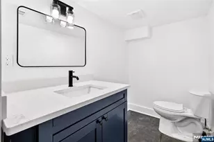447 Queen Anne Rd, Teaneck Township, NJ 07666 - Photo 44