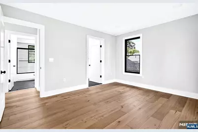 447 Queen Anne Road, Teaneck Township, NJ 07666 - Photo 28