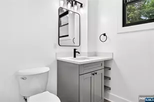 447 Queen Anne Rd, Teaneck Township, NJ 07666 - Photo 24