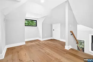 447 Queen Anne Rd, Teaneck Township, NJ 07666 - Photo 38