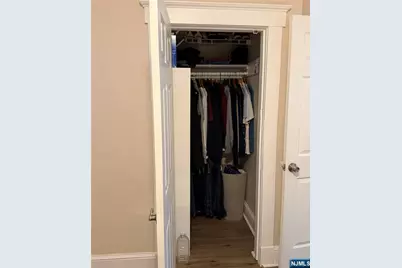 130 Clinton Avenue, Bergenfield, NJ 07621 - Photo 10