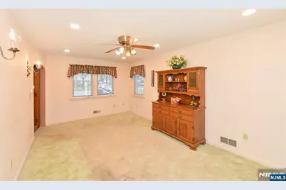 4-16 Plaza Road, Fair Lawn, NJ 07410 - Photo 4