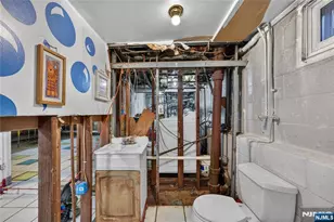 241 Halsted St, East Orange, NJ 07018 - Photo 36