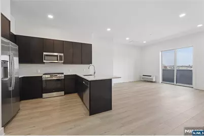 487 Market Street 201 #201, Saddle Brook Township, NJ 07663 - Photo 4