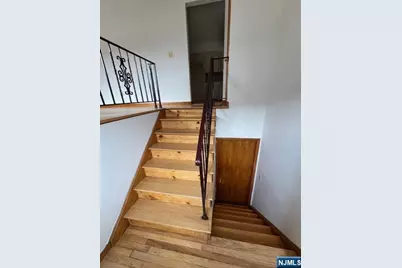 231 Macarthur Avenue 1 #1, Garfield, NJ 07026 - Photo 6