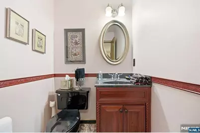 900 Valley Road, Clifton, NJ 07013 - Photo 10