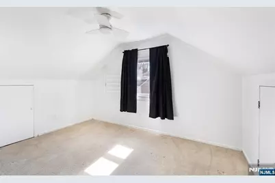 83 W Chestnut Hill Dr W, Denville, NJ 07834 - Photo 14