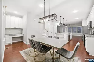 26 Braeburn Ct 26, Livingston, NJ 07039 - Photo 16