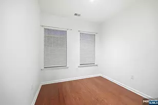 26 Braeburn Ct 26, Livingston, NJ 07039 - Photo 24