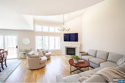 111 Lakeview Drive, Old Tappan, NJ 07675 - Photo 4