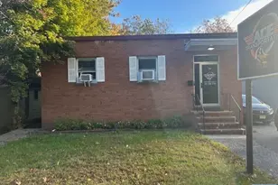 186 Saddle River Rd, Saddle Brook Township, NJ 07663 - Photo 2