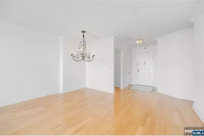 1530 Palisade Avenue 23G #23G, Fort Lee, NJ 07024 - Photo 12