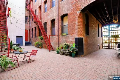 61 New Jersey Railroad Avenue 13 #13, Newark, NJ 07105 - Photo 20