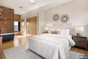 61 New Jersey Railroad Ave 13, Newark, NJ 07105 - Photo 18