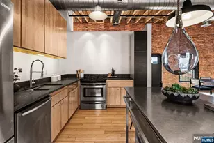 61 New Jersey Railroad Ave 13, Newark, NJ 07105 - Photo 14