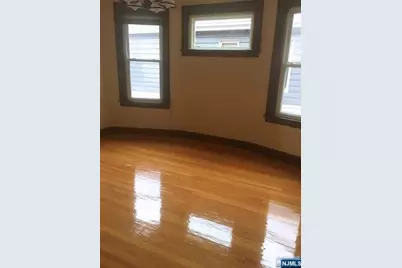 24 Hackett Place 2 #2, Rutherford, NJ 07070 - Photo 2