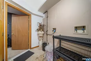 597 5th St, Newark, NJ 07107 - Photo 32