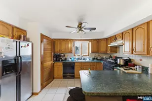 597 5th St, Newark, NJ 07107 - Photo 22