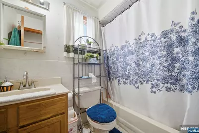 597 5th Street, Newark, NJ 07107 - Photo 10