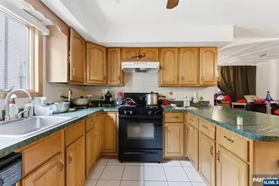 597 5th Street, Newark, NJ 07107 - Photo 24