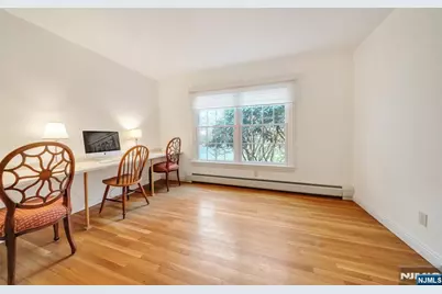 296 Birch Parkway, Wyckoff Township, NJ 07481 - Photo 18