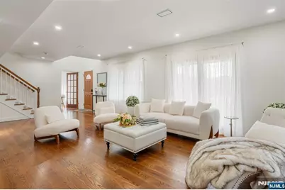 8 Dean Court, Rutherford, NJ 07070 - Photo 6