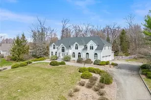 718 Highwoods Dr, Franklin Lakes, NJ 07417 - Photo 1