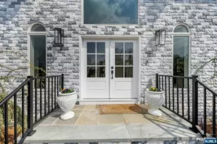 718 Highwoods Dr, Franklin Lakes, NJ 07417 - Photo 4