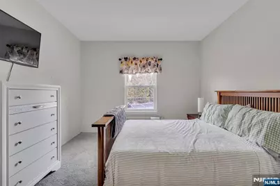 5320 Richmond Road, West Milford, NJ 07480 - Photo 14