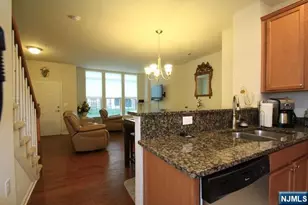 22 Clover Ln, Garfield, NJ 07026 - Photo 4