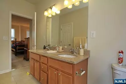 22 Clover Lane, Garfield, NJ 07026 - Photo 10