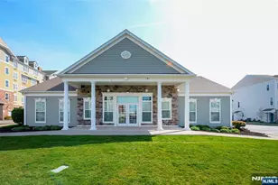 22 Clover Ln, Garfield, NJ 07026 - Photo 14