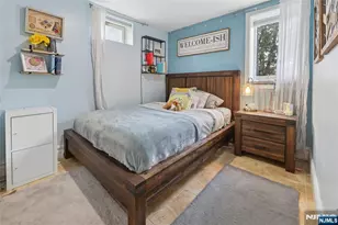 50 Hemlock Dr, Paramus, NJ 07652 - Photo 24