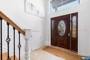 21 Cedar St, Cresskill, NJ 07626 - Photo 2