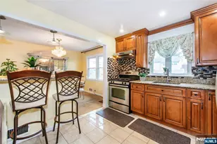 278 Marvin Ave, Hackensack, NJ 07601 - Photo 6