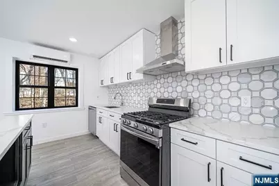 237 Grand Avenue Unit #B, Englewood, NJ 07631 - Photo 6