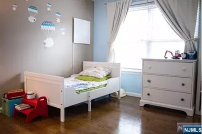 8 Markham Circle, Englewood, NJ 07631 - Photo 8