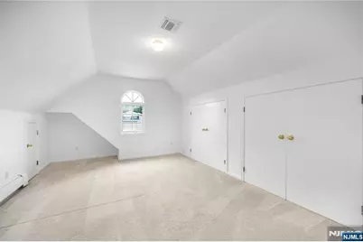 519 Summit Avenue, Fort Lee, NJ 07024 - Photo 34