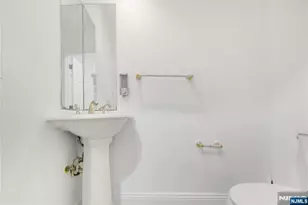 519 Summit Ave, Fort Lee, NJ 07024 - Photo 18