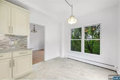 519 Summit Avenue, Fort Lee, NJ 07024 - Photo 16