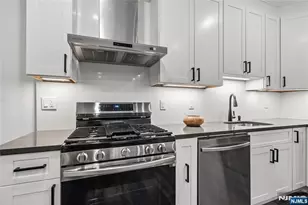 521 10th Street B2, Union City, NJ 07087 - Photo 4