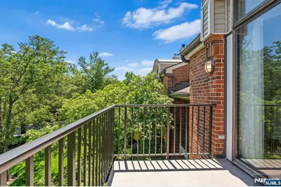 8 Wadsworth Court, Teaneck Township, NJ 07666 - Photo 36
