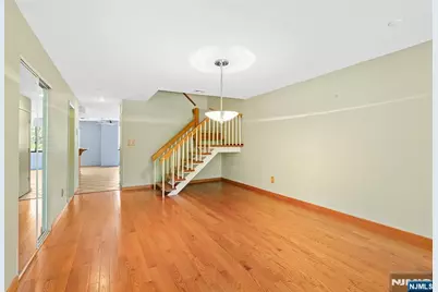 8 Wadsworth Court, Teaneck Township, NJ 07666 - Photo 34