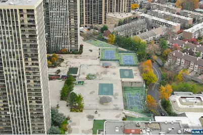 300 Winston 807 #807, Cliffside Park, NJ 07010 - Photo 16