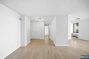 300 Winston 807, Cliffside Park, NJ 07010 - Photo 2