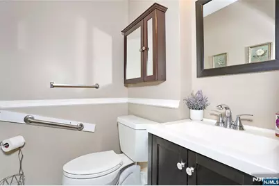 521 Piermont Avenue 306A #306A, River Vale Township, NJ 07675 - Photo 22