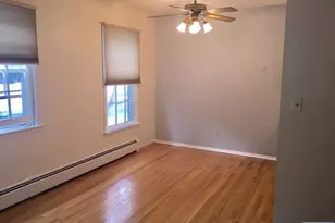 712 Cedar Ln 2, Teaneck Township, NJ 07666 - Photo 8