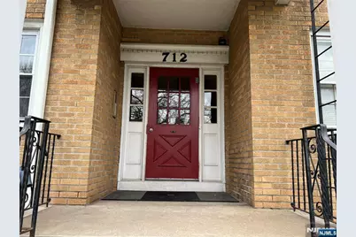 712 Cedar Lane 2 #2, Teaneck Township, NJ 07666 - Photo 2