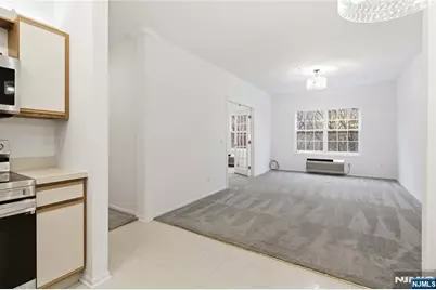 5301 Richmond Road, West Milford, NJ 07480 - Photo 8